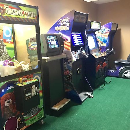 Cabot Inn & Suites Lancaster Extérieur photo