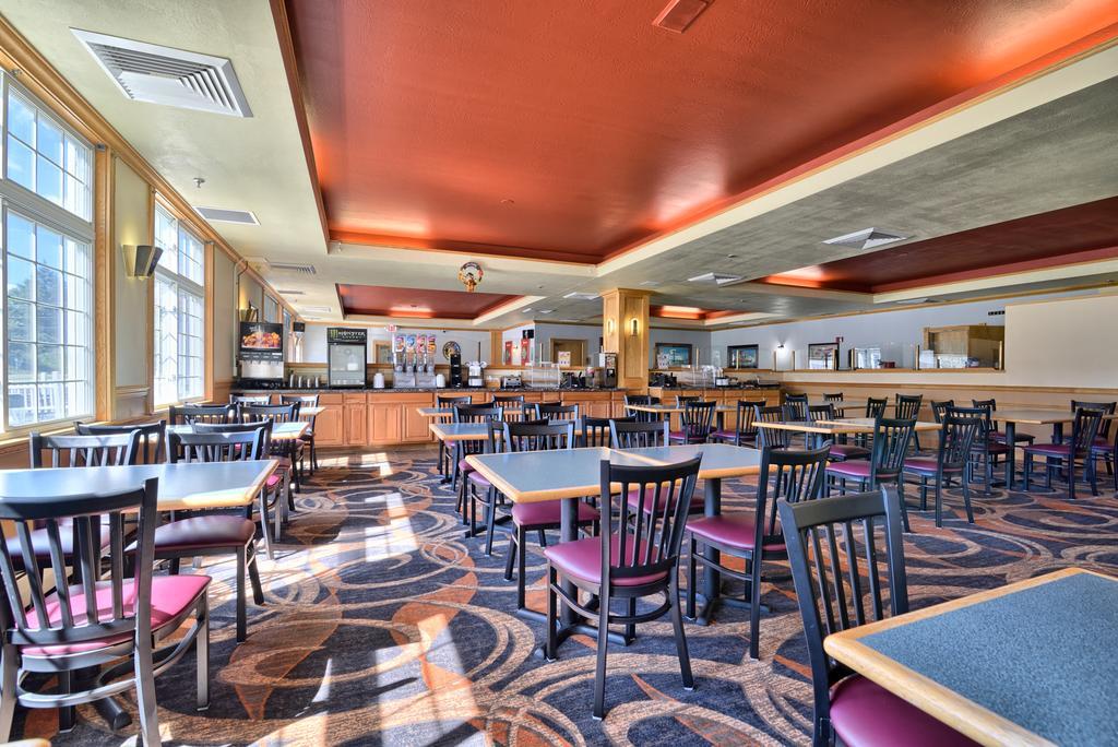 Cabot Inn & Suites Lancaster Extérieur photo