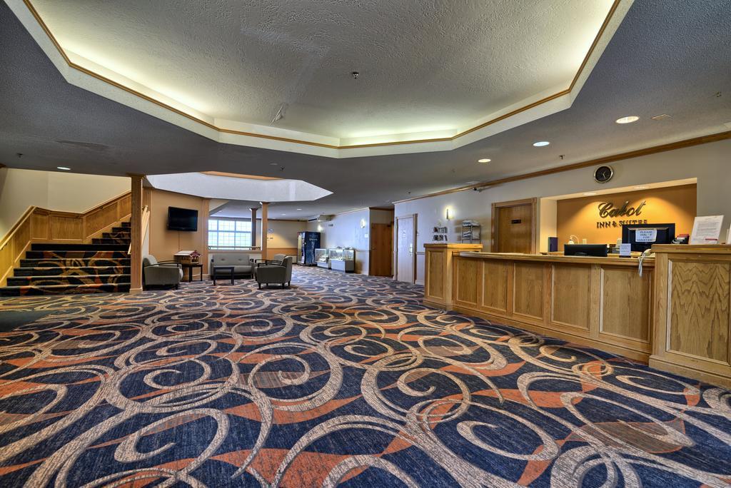 Cabot Inn & Suites Lancaster Extérieur photo