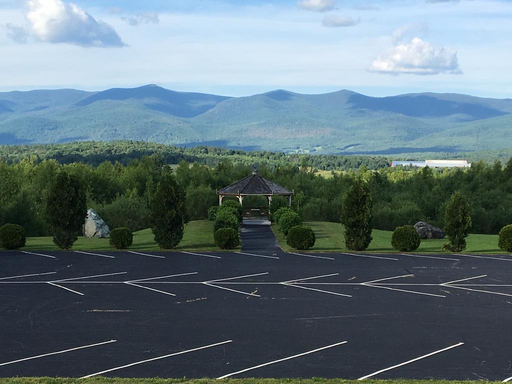 Cabot Inn & Suites Lancaster Extérieur photo