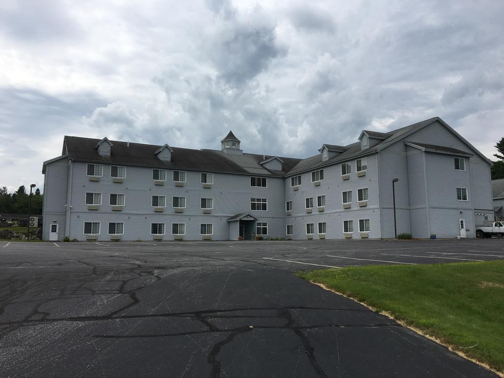 Cabot Inn & Suites Lancaster Extérieur photo
