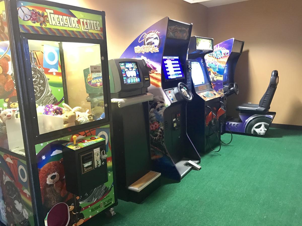 Cabot Inn & Suites Lancaster Extérieur photo