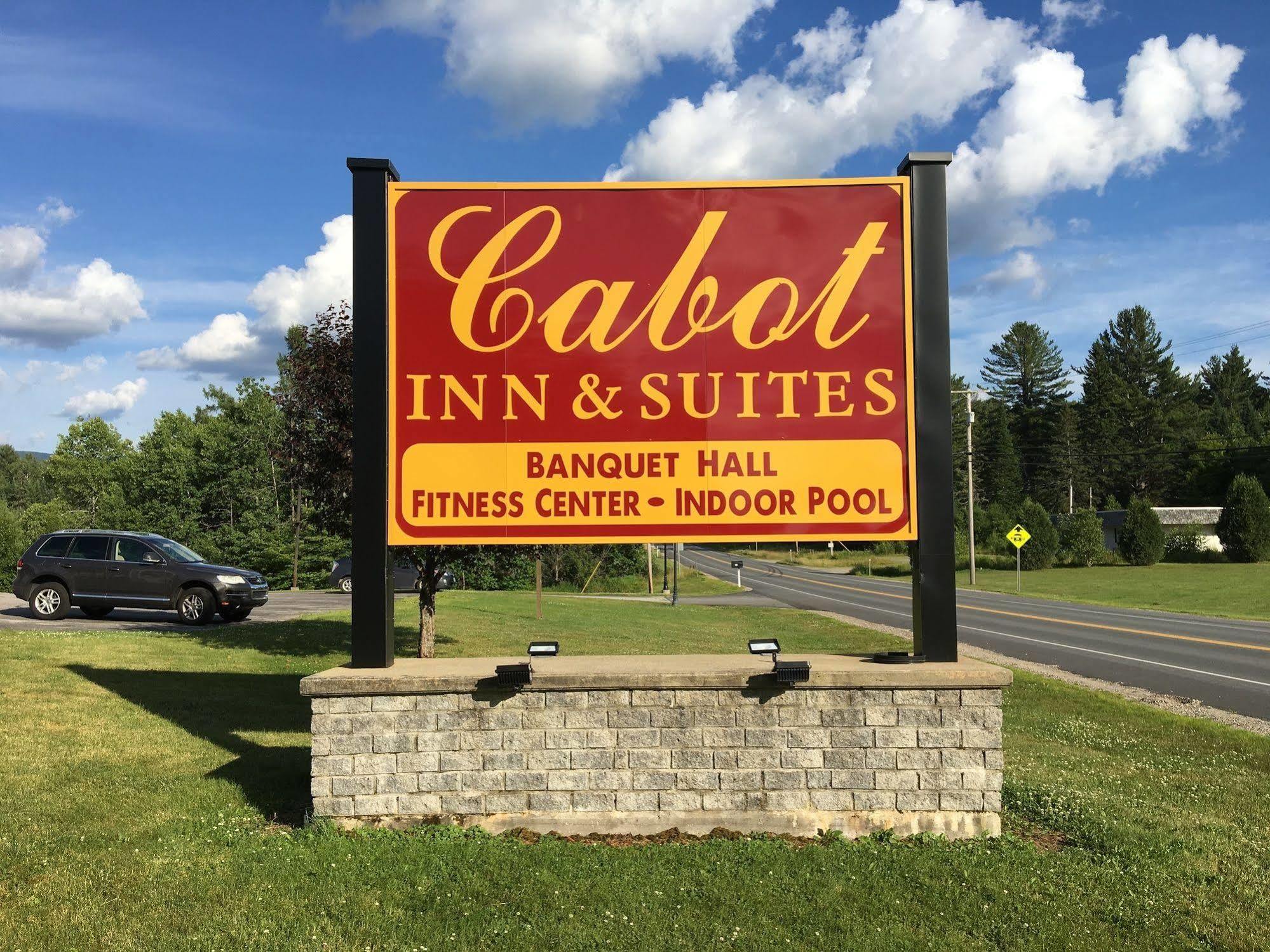 Cabot Inn & Suites Lancaster Extérieur photo